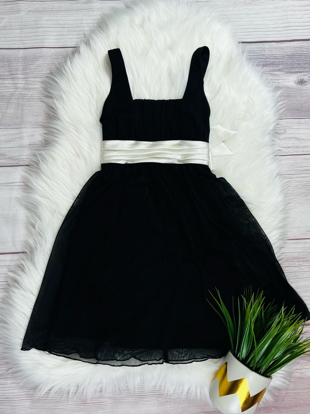 Girls Black Tulle Dress Size 8 Party Formal Flower Girl City Triangles